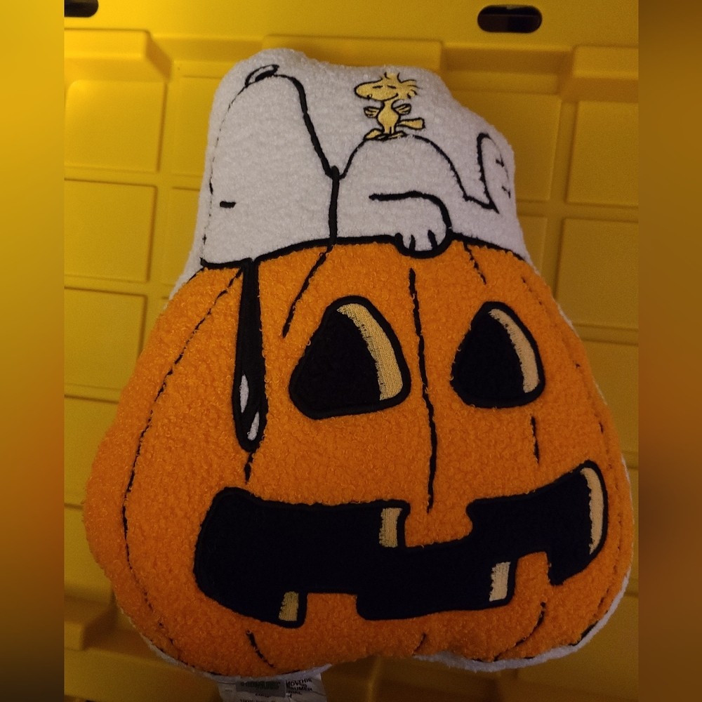 PEANUTS 14x16 Snoopy & Woodstock Jack O Lantern Halloween Pumpkin Sherpa Pillow